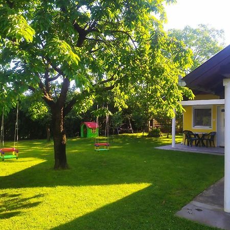 Soba Milica Hotel Palić Buitenkant foto