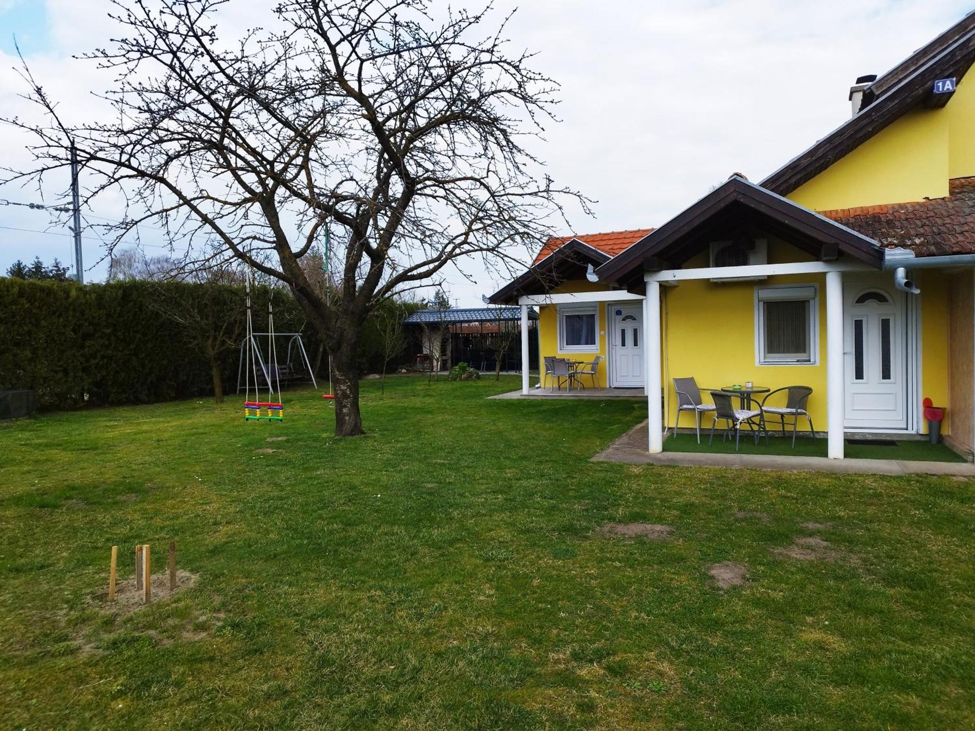 Soba Milica Hotel Palić Buitenkant foto