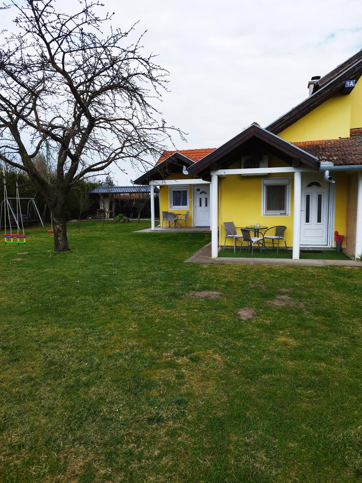Soba Milica Hotel Palić Buitenkant foto